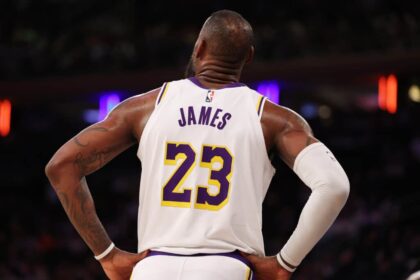 LeBron James Reacts To Lakers’ Win Over Knicks