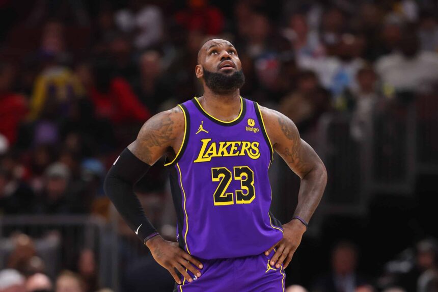 2 NBA Teams Believe LeBron James Would Sign With Them
