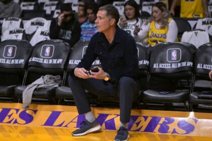 Lakers’ Special Guest Friday Had Fans Talking